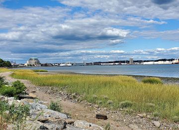 connecticut/new-haven/attraction/long-wharf-nature-preserve