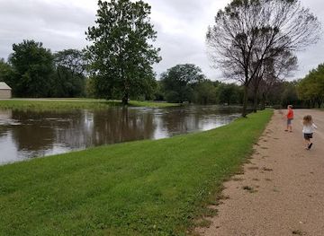 iowa/cedar-rapids/attraction/seminole-valley-park