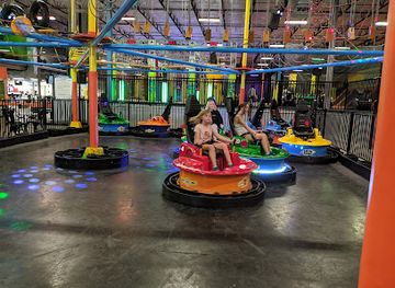 oklahoma/moore/attraction/urban-air-trampoline-and-adventure-park