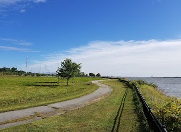 Fox Point State Park