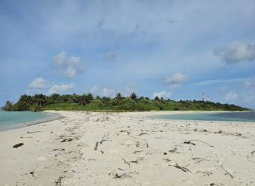 maldives/shaviyani-atoll/attraction/vaadhoo-performance-stage
