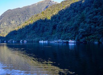 new-zealand/fiordland-national-park/attraction/nick-s-landing