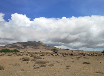 cabo-verde/praia-de-chaves/attraction/monte-estancia