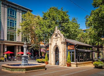 california/santa-clara/attraction/santana-row-chess-plaza