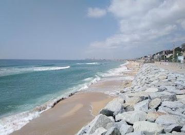 spain/barcelona/attraction/playa-de-montgat-norte