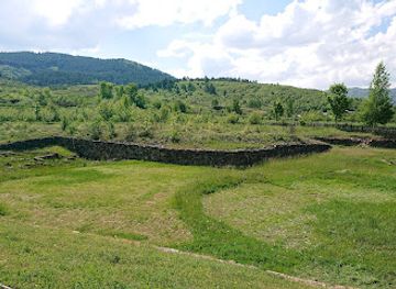 albania/devoll/attraction/kamenica-tumulus