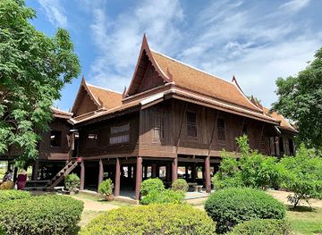 thailand/chao-phraya-river-basin/attraction/kum-khun-phaan