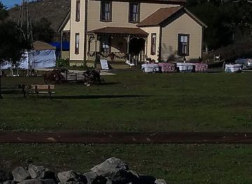 california/pismo-beach/attraction/price-historical-park