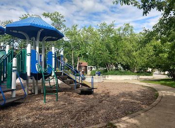 illinois/cicero/attraction/barrie-park