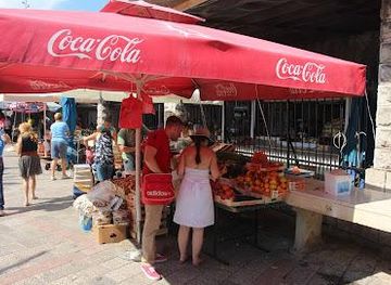 montenegro/bar/attraction/kotor-food-market