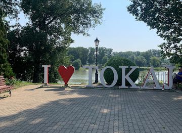 hungary/tokaj-wine-region/attraction/i-love-tokaj-sign