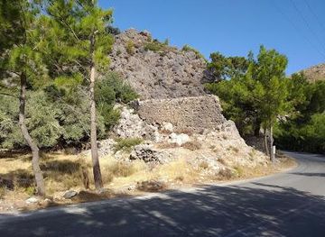 greece/chania/attraction/roman-aqueduct