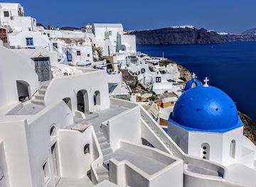 greece/santorini/imerovigli/attraction/3-domes-viewpoint
