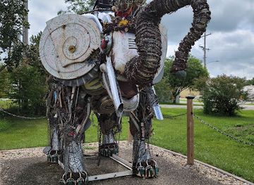 illinois/northern-illinois/attraction/crazy-presidential-elephant