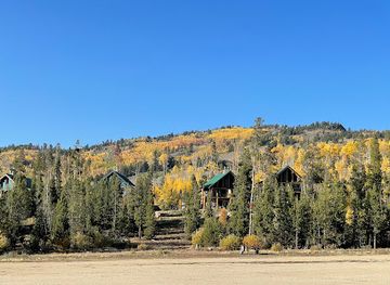 wyoming/wind-river-range/attraction/white-pine-resort