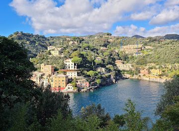 italy/portofino/attraction/parco-del-castello-brown-entrance-via-molo-umberto-i