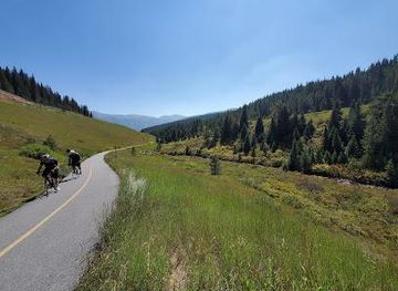 colorado/leadville/attraction/vail-pass-bike-path