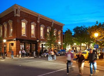 virginia/northern-virginia/attraction/alexandria-visitor-center-ramsay-house