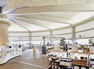 france/bordeaux/attraction/chateau-prieure-lichine