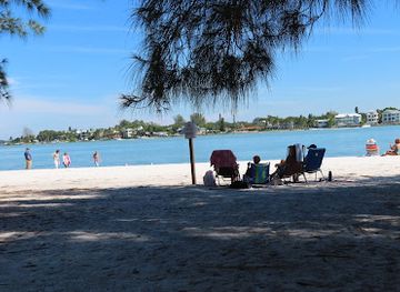 florida/sarasota-beaches/attraction/south-lido-key-beach-park-on-the-gulf