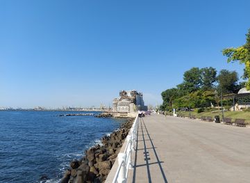 romania/constanta/attraction/mihai-eminescu-s-statue