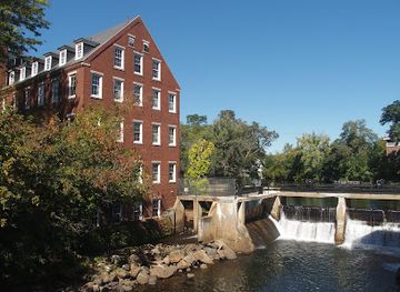 new-hampshire/lakes-region/attraction/belknap-mill-society