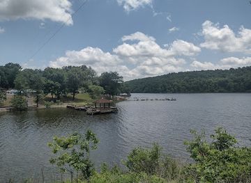 arkansas/pinnacle-mountain-state-park/attraction/woolly-hollow-state-park