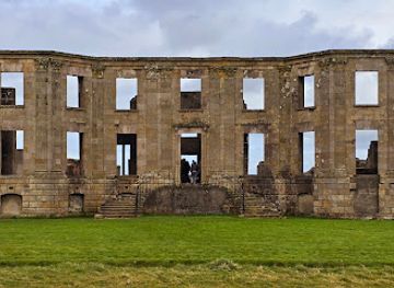 ireland/giant-s-causeway/attraction/bishop-s-gate-the-national-trust