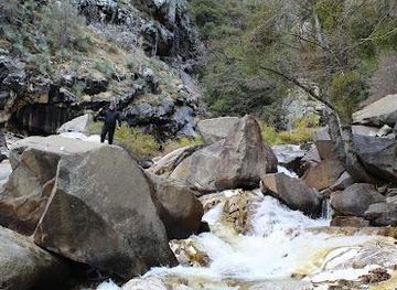 california/sequoia-national-park/attraction/marble-falls