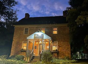 north-carolina/greensboro/attraction/carolina-history-haunts-winston-salem-ghost-tour