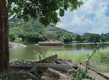 sri-lanka/ampara-district/attraction/galabedda-biso-pond
