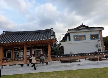 south-korea/jeonju/pungnammun-gate/attraction/jeonju-hanok-village-history-museum