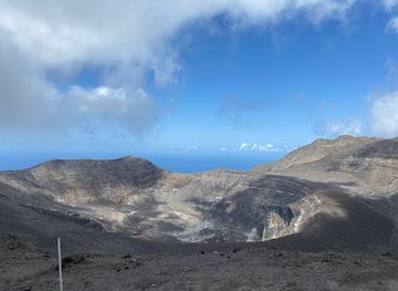 saint-vincent-and-the-grenadines/la-soufriere/attraction/the-la-soufriere-national-park