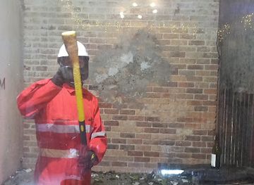 australia/hunter-valley/attraction/hunter-valley-smash-room