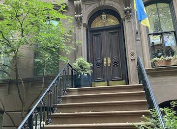 new-york/new-york-city/attraction/carrie-bradshaw-apartment