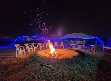 bahrain/jebel-dukhan/attraction/oasis-camp