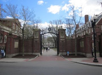 massachusetts/suffolk-county/attraction/the-harvard-tour