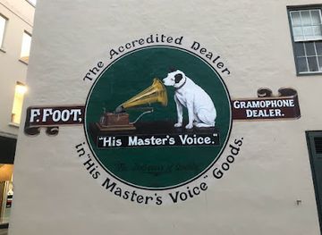 jersey/st-helier/attraction/f-foot-hmv-sign