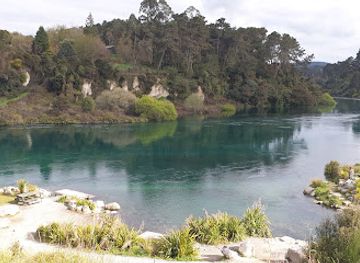 new-zealand/masterton/attraction/henley-lake-park