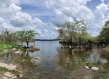 mexico/yucatan-peninsula/attraction/parque-estatal-lagunas-de-yalahau