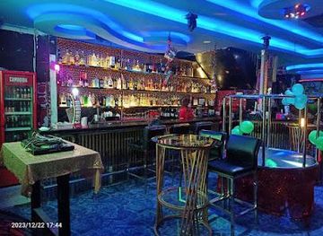 cambodia/phnom-penh/attraction/ostex-bar-136-phnom-penh
