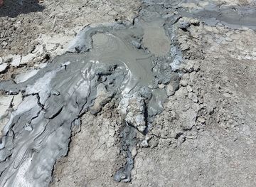 trinidad-and-tobago/princes-town/attraction/devil-s-woodyard-mud-volcano