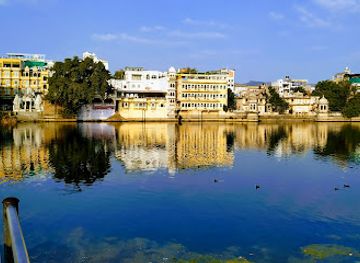 india/udaipur/attraction/toran-pol