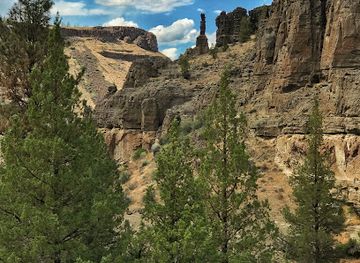 oregon/smith-rock-state-park/attraction/alder-springs-trailhead