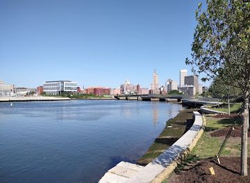 rhode-island/providence/attraction/providence-river-walk
