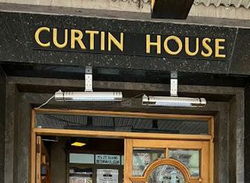 australia/melbourne/attraction/curtin-house