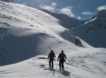 kosovo/gadime-cave/attraction/sharr-guide