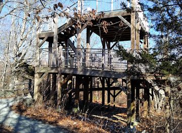 rhode-island/burlingame-state-park/attraction/kettle-pond-visitor-center