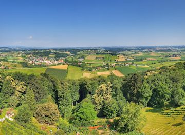 slovenia/prekmurje/attraction/maistrov-stolp