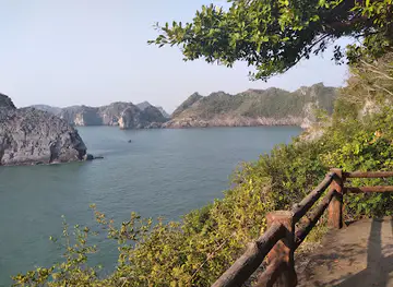 Rock trail
